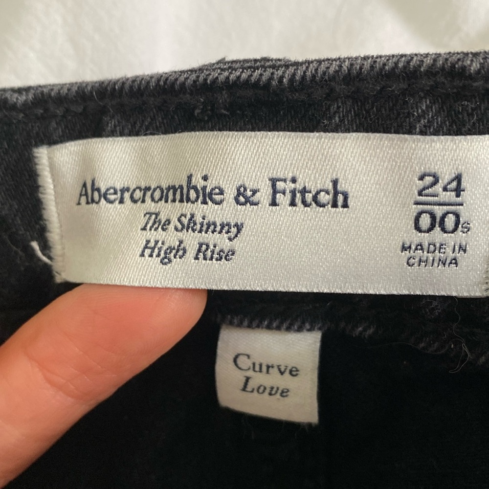 Abercrombie & Fitch the skinny high rise jeans size 24/00 short black